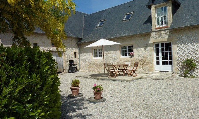 Aure sur Mer House | The calm of the countryside near the beaches and the historic town of Bayeux