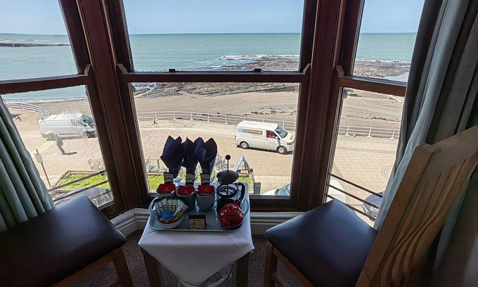 Aberystwyth House | The Cardigan Bay Guest House
