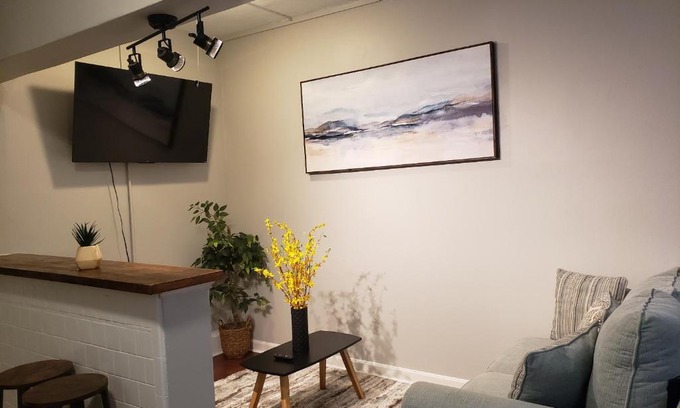 Silver Lake Apartment | The City-Side at Silver Lake *NEW 1-BED RM APT