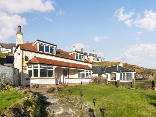 Ellon House | The Cliff