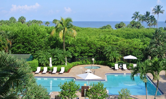 Park Shore Condo | The Club 103, beach condo with balcony and ocean view, private gated community