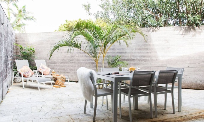 Sunshine Beach Villa | The Coconut Palm TWO - beach, cafes and pet friendly