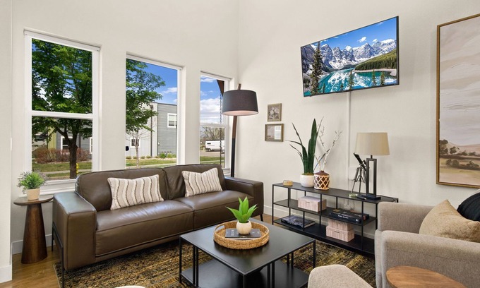 Old Town North House | The Colorado House in Old Town Brewery District