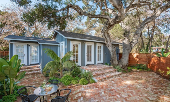 Montecito House | The Cottage in Montecito