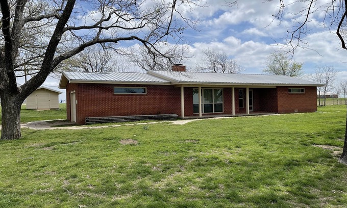 Hico Other | The Cottage at Circle4B Ranch