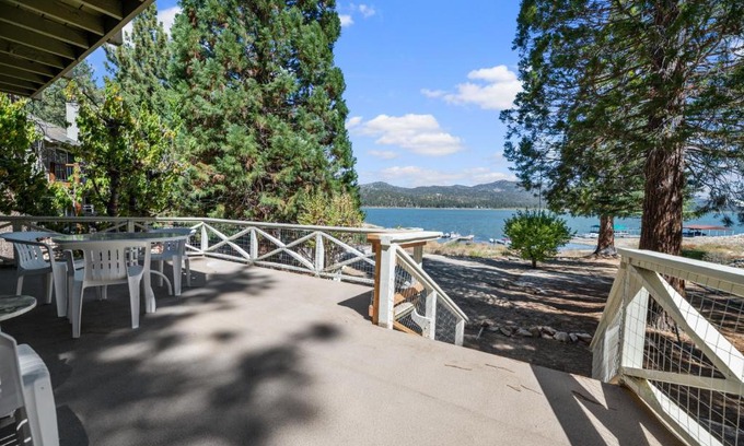 Big Bear Lake House | The Cottage at Sawmill Cove Lakefront