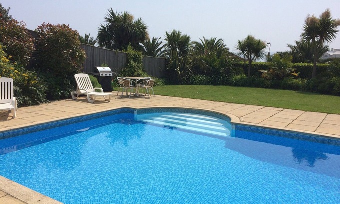 Paignton Cottage | The Cottage - Goodrington Lodge