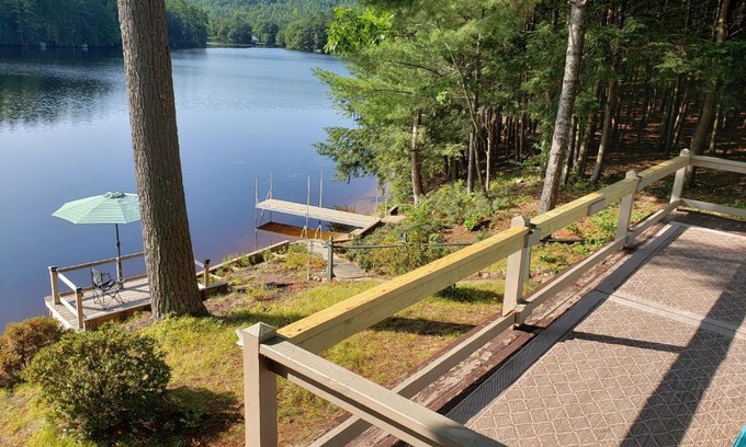 Newfield House | The Cottage on Rockhaven Lake