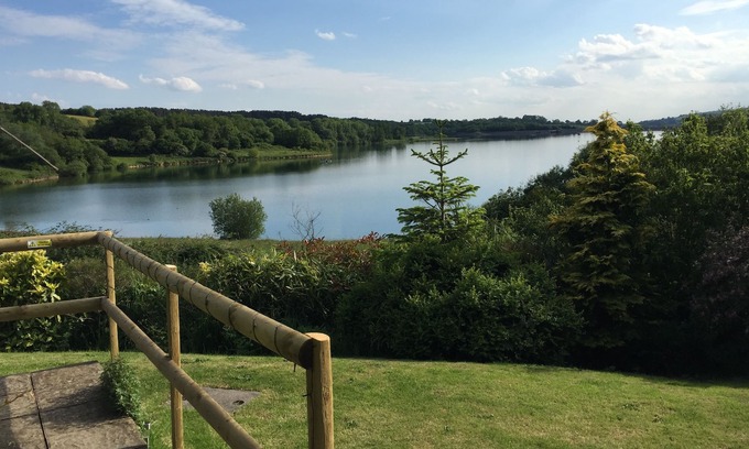 Carsington Cottage | The Croft sleeps 16 - Perfect for Group Gatherings Overlooking Carsington Water.