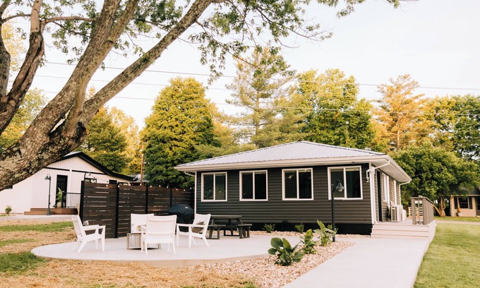 Bronston Cabin | The Cumberland Cottages - Cottage 1.