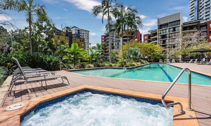 Kangaroo Point Apartment | The Docks on Goodwin