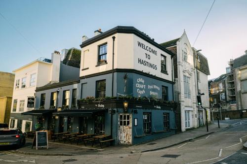Hastings Hotel | The Doghouse Inn