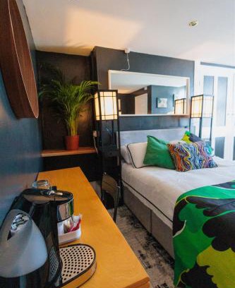 Starcross Hotel | The Driftwood Inn