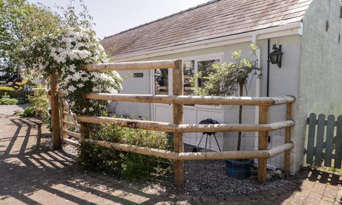 Haverfordwest House | The Duck House