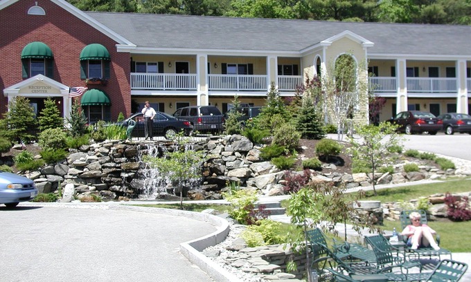 Ogunquit - Wells Resort | The Falls at Ogunquit Resort, Maine