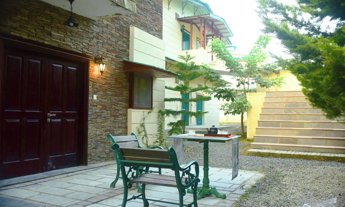 Kaul Resort | The GlenBrook Estate
