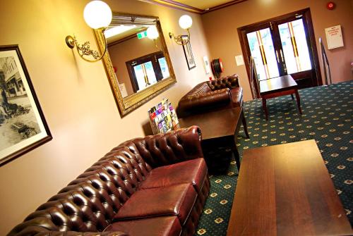 Hawthorn Hotel | The Glenferrie Hotel Hawthorn