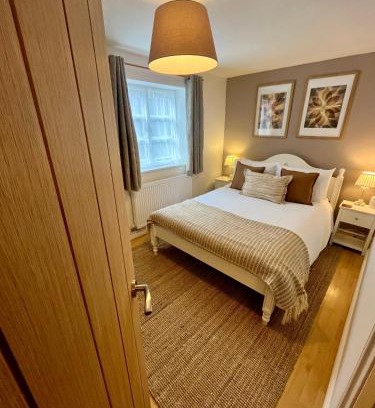 Bodenham Apartment | The Granary, Wonderful Riverside Accommodation