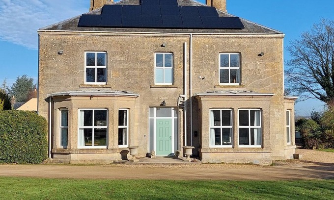 Midsomer Norton House | The Grange, nr Bath, hottub games rm, home cinema