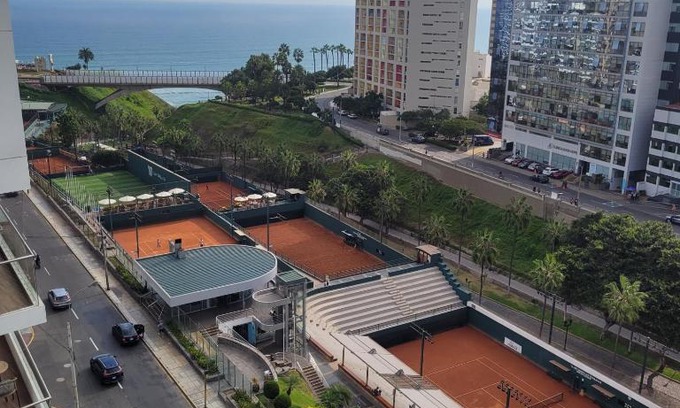 Petit Jean Ocharan Apartment | The Guest House 1 at the booming center of Miraflores, Lima - Peru
