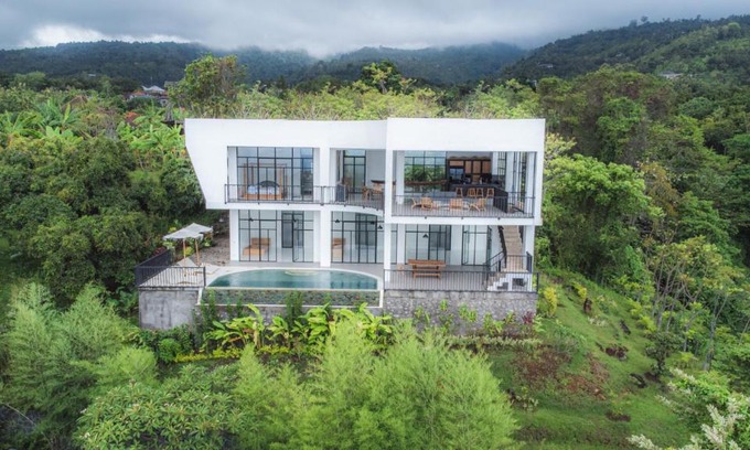 Kayu Putih Villa | The Hacienda Lovina