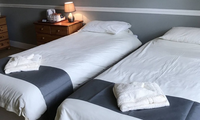 Chilthorne Domer Hotel | The Halfway House Inn
