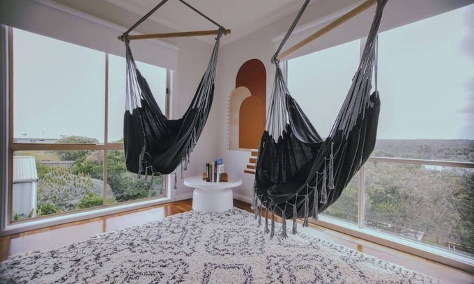 Port Campbell House | The Hangout KING BEDS Hammock Chairs with a View