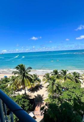 Isla Verde Apartment | The Happy Place