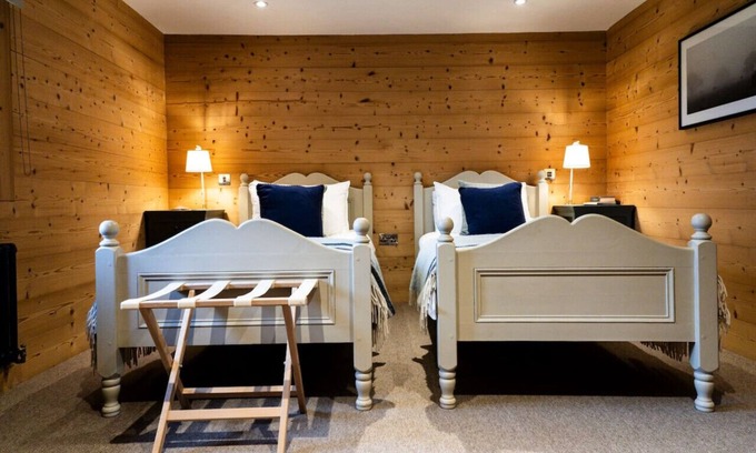 Longnor House | The Hayloft at Lower Hurst Farm, amazing views