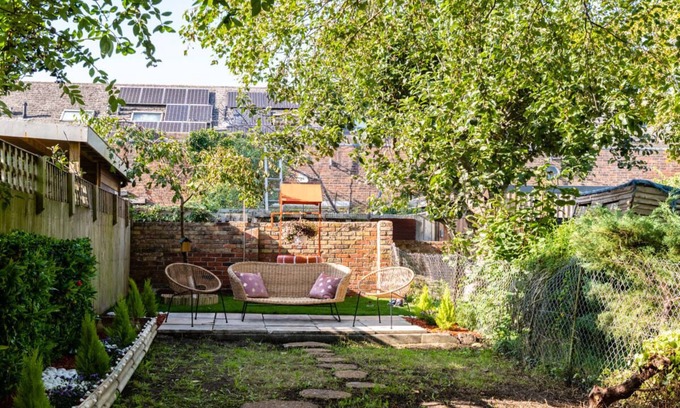 Summertown House | The Heart of Summertown - Bright & Spacious 3bdr Home With Garden