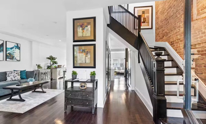 Columbia Heights House | The Heights - Luxury Stay w/Garage - Near Metro
