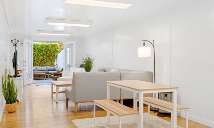 Summerland Apartment | The Hidden Hideaway - Spacious Studio Summerland