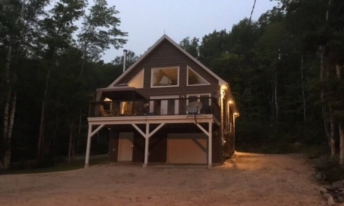 East Dalhousie Cottage | The Hideaway
