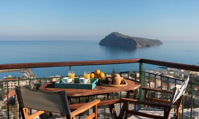 Platanias Town House | The Hillside Home