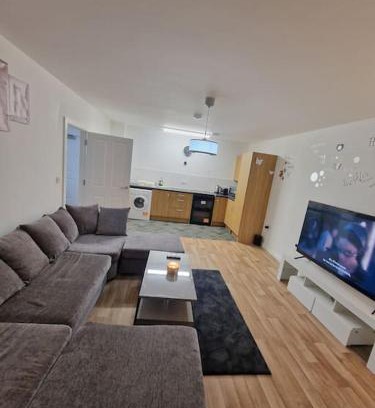 Hainault Apartment | The Hime