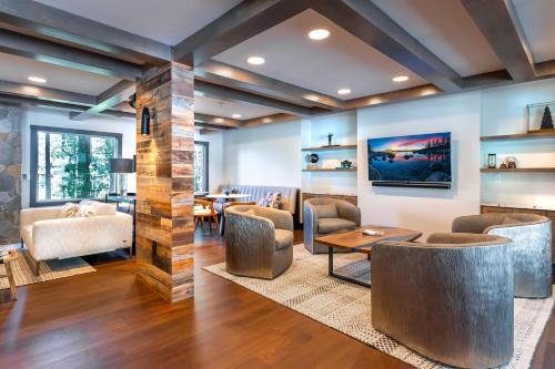 Incline Village Hotel | The Incline Lodge