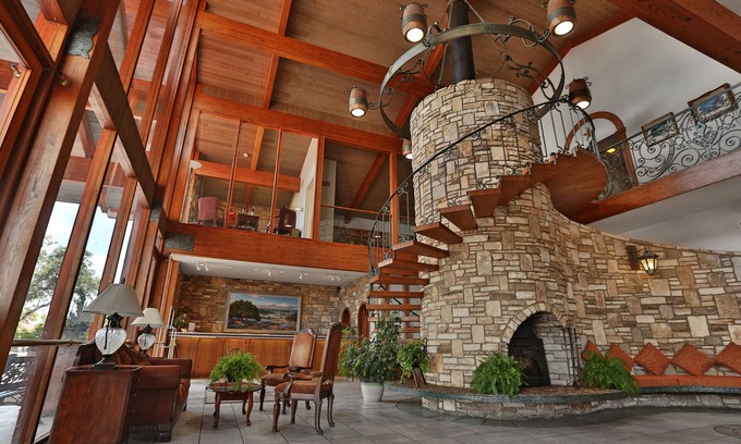 Kerrville Resort | The Inn Of The Hills