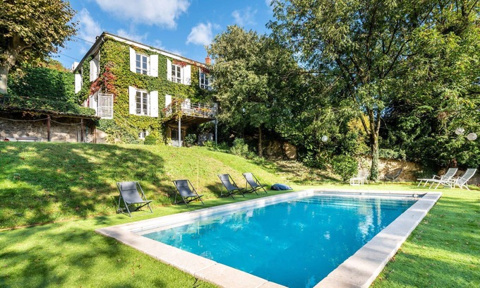 La Mulatiere Villa | The jewel, an exceptional house in the middle of greenery