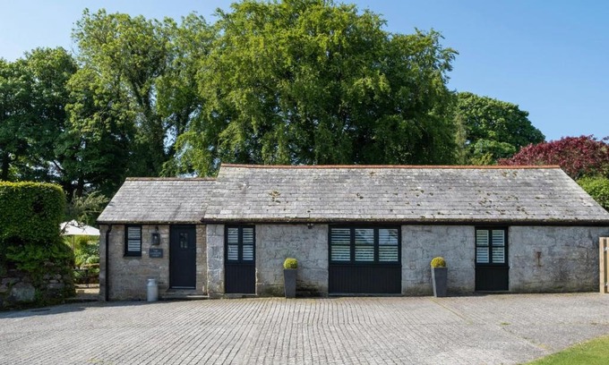Fivelanes House | The Lambing Shed, Cornwall