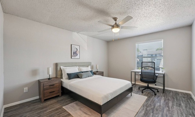 North Arlington Apartment | The Landry 204 | Spacious and Cozy 2 Bedroom 2bth