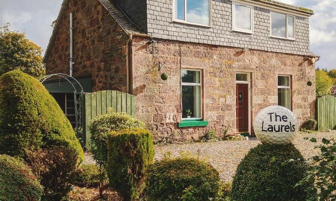 Murthly Bed & Breakfast | The Laurels Guest House