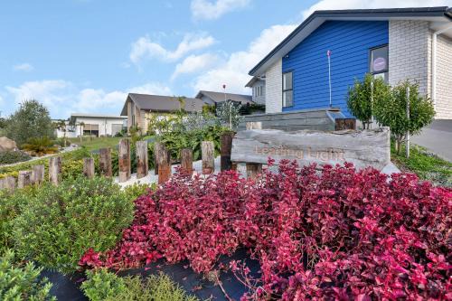 One Tree Point House | The Leading Light - One Tree Point Holiday Home
