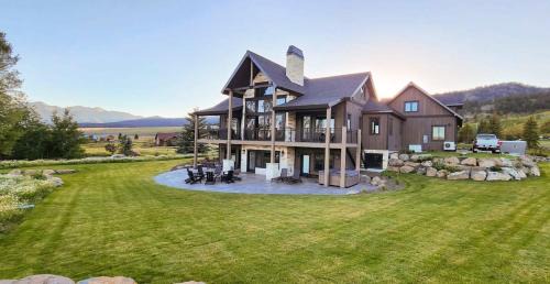 Island Park House | The Lodge at Cutthroat Landing
