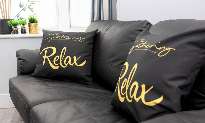 Wrexham Apartment | The Lower Gathering - Town Centre - Sleeps Up To 10