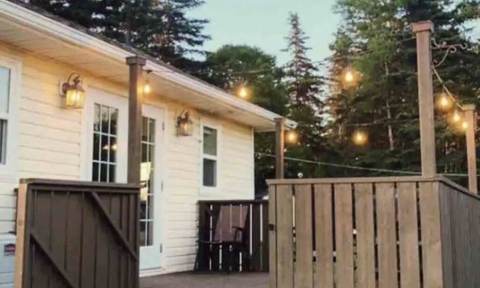 Mayfield Cottage | The Mayflower