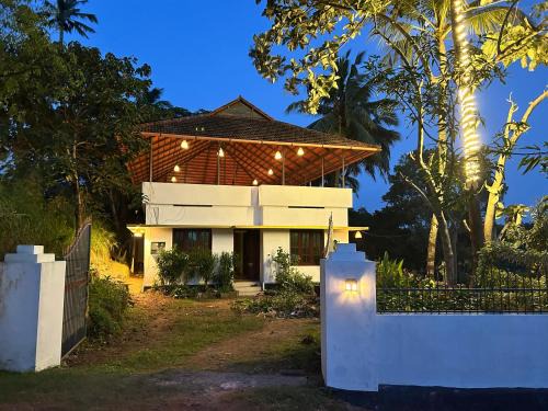 Varkala Hotel | The Mystic Cliff Varkala