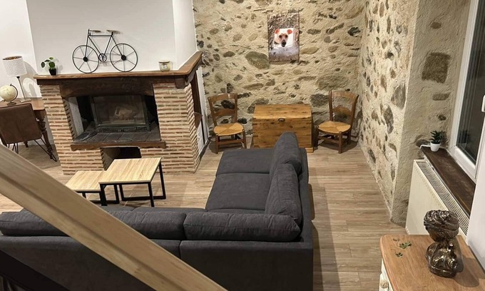 Arcizac-ez-Angles Apartment | The Néo refuge, 4km from Lourdes at the foot of the Pyrenees. Ideal for families.