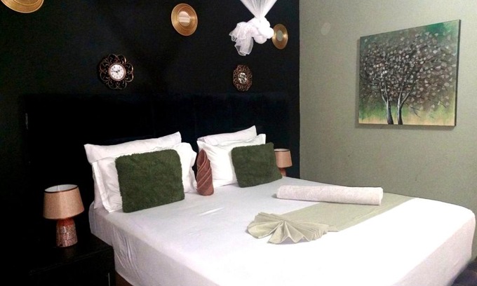 Maun House | The New Mall Guesthouse