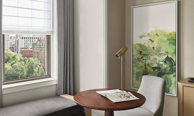 Back Bay East Hotel | The Newbury Boston, 2 Park View 2 Queen Beds!
