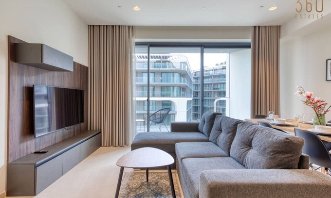 Paceville Apartment | The Official Mercury Tower Suite - Pool, WIFI & AC